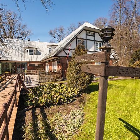 Guest House Nicava Bernāti エクステリア 写真