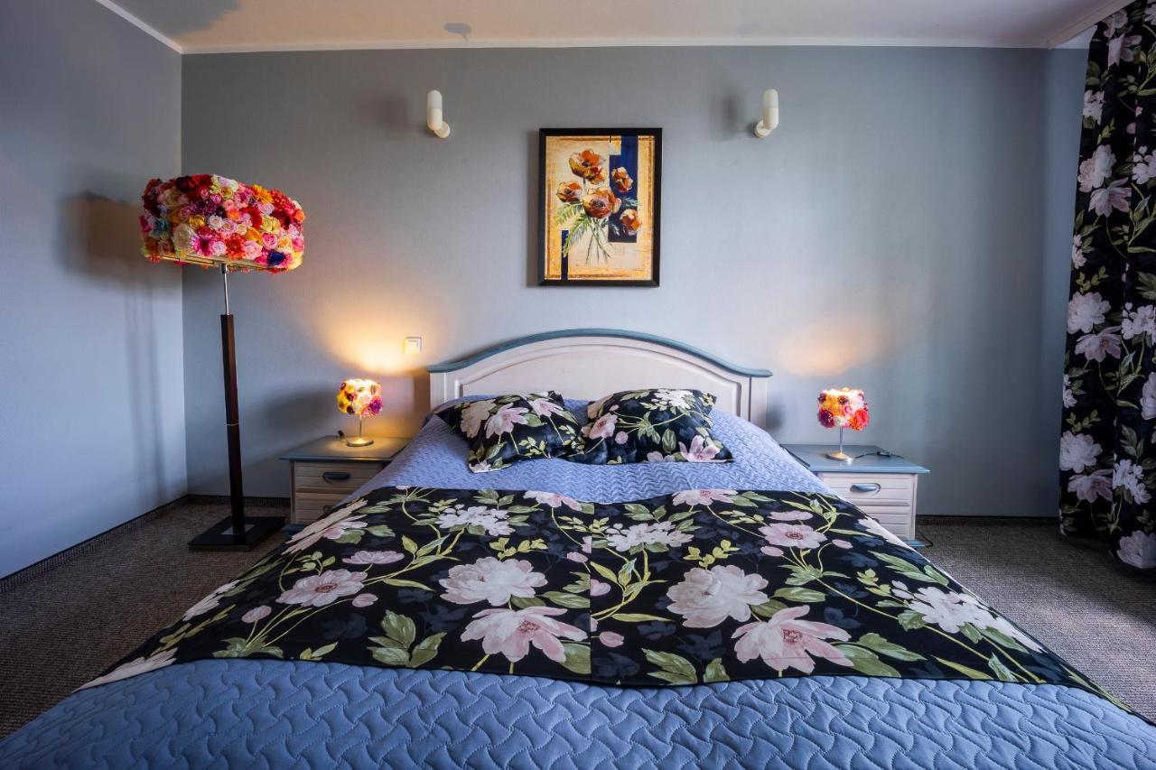 Guest House Nicava Bernāti エクステリア 写真