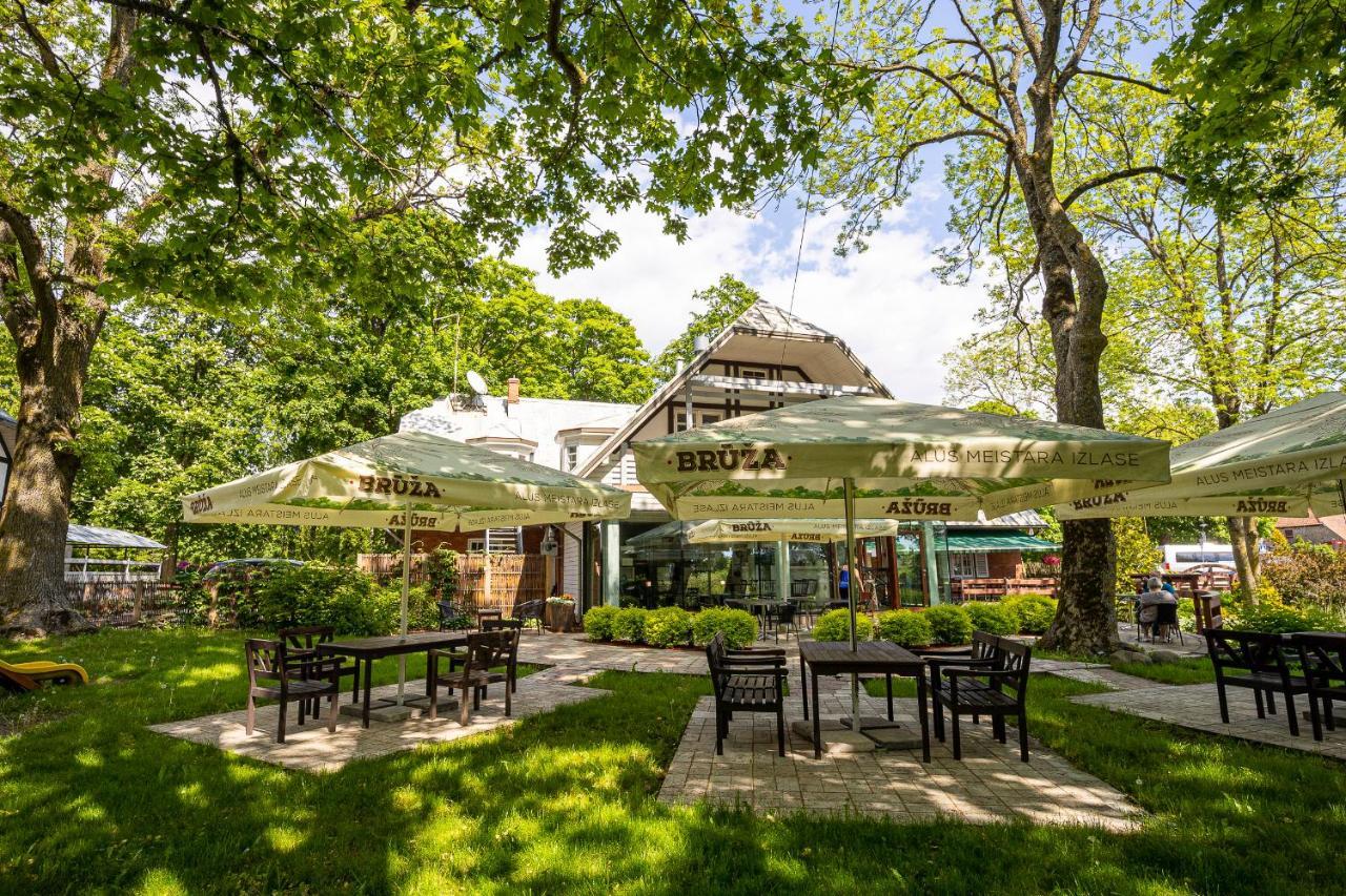 Guest House Nicava Bernāti エクステリア 写真