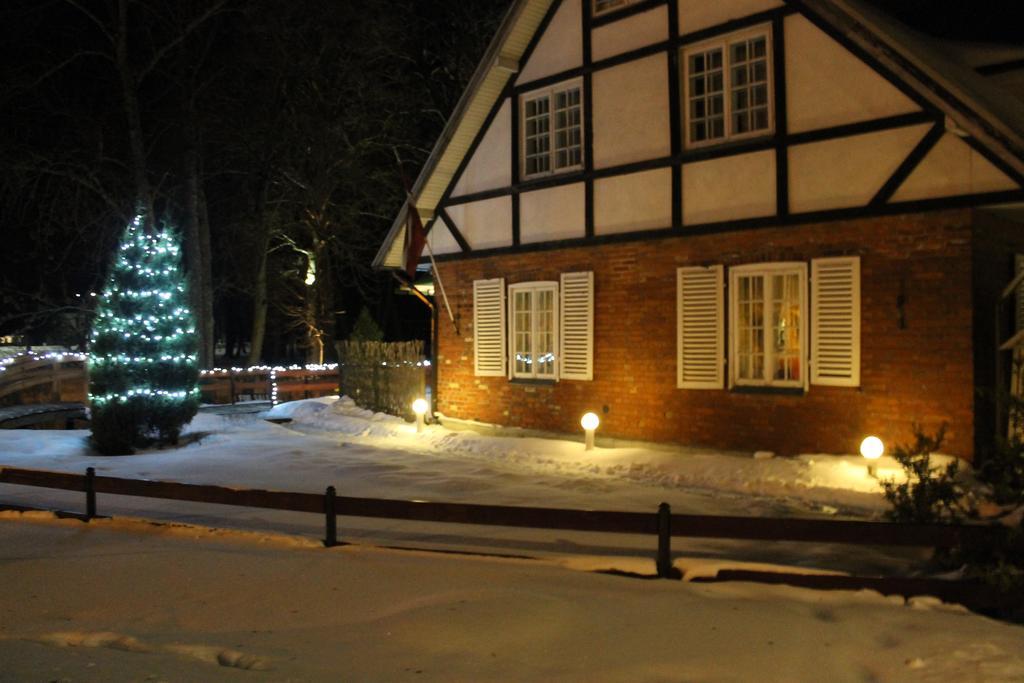 Guest House Nicava Bernāti エクステリア 写真
