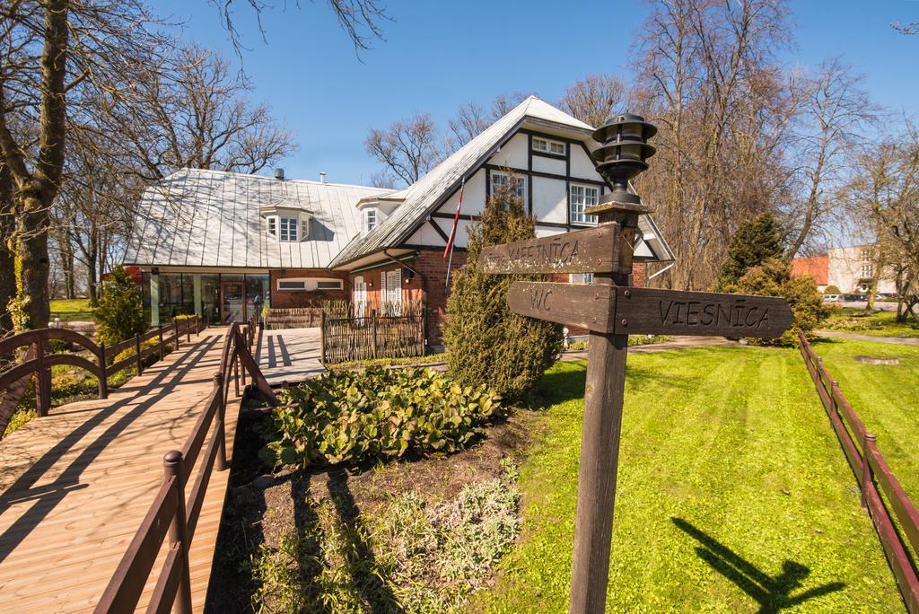 Guest House Nicava Bernāti エクステリア 写真