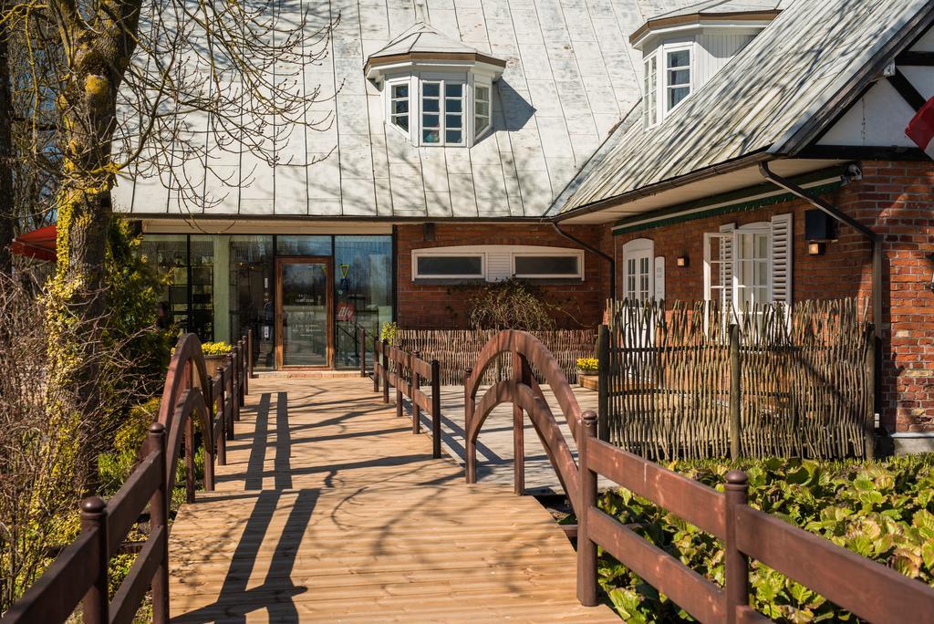 Guest House Nicava Bernāti エクステリア 写真